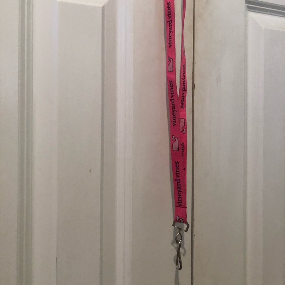 Vineyard Vines lanyard